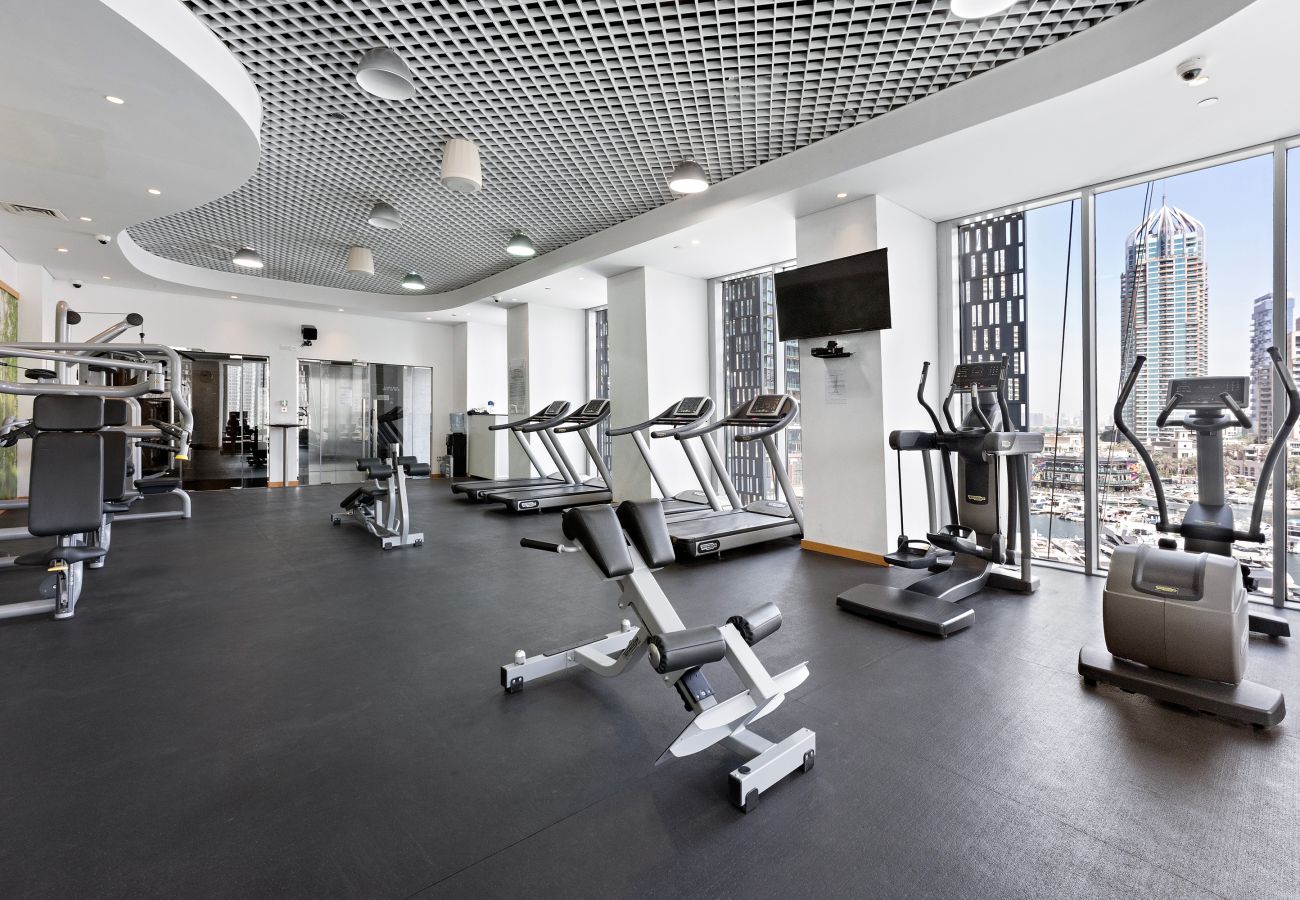 Apartment in Dubai - Studio - Cayan Tower