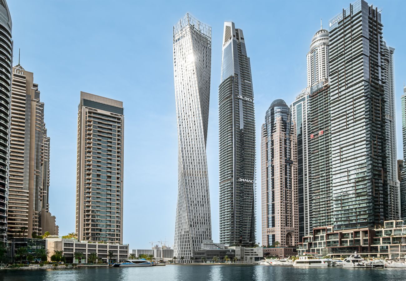 Apartment in Dubai - Studio - Cayan Tower
