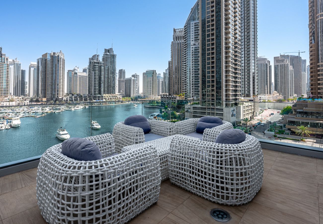 Apartment in Dubai - Studio - Cayan Tower